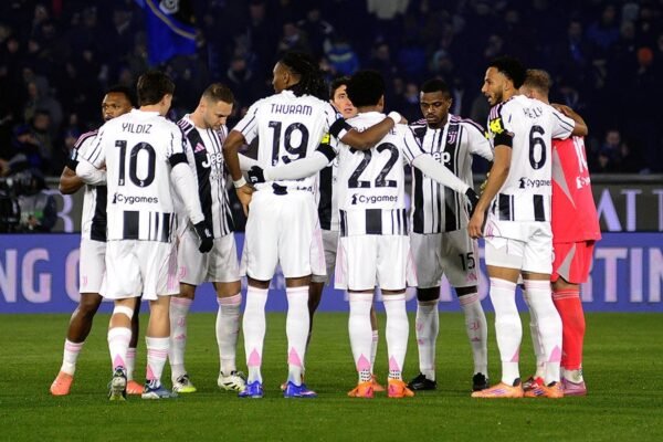Calciomercato Juventus, ostacolo Kolo Muani: senza cessioni l’affare resta complicato