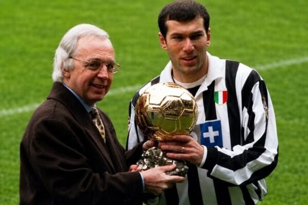 Calciomercato Juventus, Zidane consiglia Lepaul: il bomber francese che piace ai bianconeri