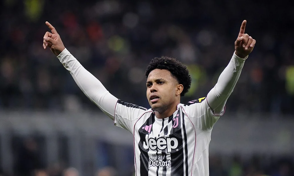 Juventus corsara a Lecce: McKennie e Douglas Luiz firmano il 2-0